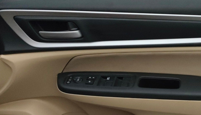 2022 Honda Amaze 1.2L I-VTEC VX CVT, Petrol, Automatic, 50,213 km, Driver Side Door Panels Control