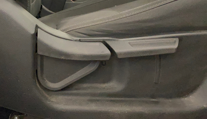 2021 KIA SELTOS HTK 1.5 PETROL, Petrol, Manual, 66,163 km, Driver Side Adjustment Panel