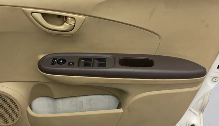 2013 Honda Brio S MT, Petrol, Manual, 79,070 km, Driver Side Door Panels Control