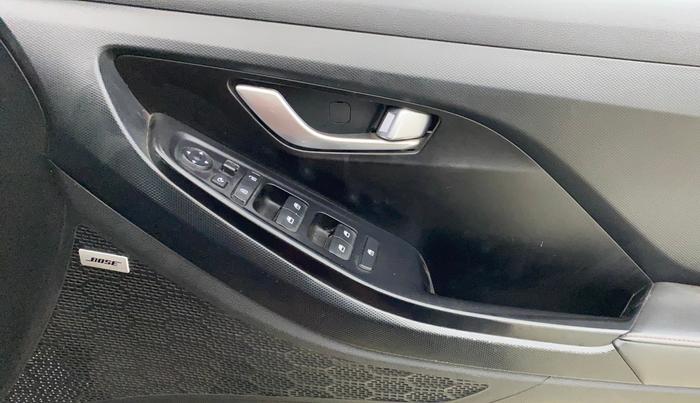 2020 Hyundai Creta SX (O) 1.4 TURBO DCT DUAL TONE, Petrol, Automatic, 65,875 km, Driver Side Door Panels Control