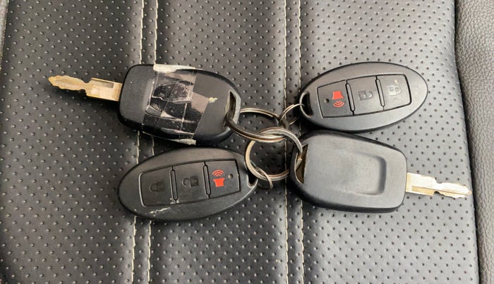 2017 Renault Kwid RXL, Petrol, Manual, 19,475 km, Key Close Up