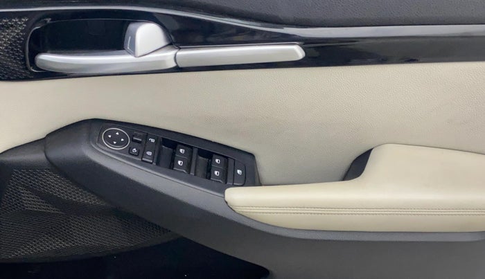 2021 KIA SELTOS HTX 1.5 PETROL, Petrol, Manual, 77,664 km, Driver Side Door Panels Control