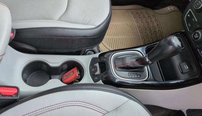 2017 Jeep Compass LIMITED 1.4 PETROL AT, Petrol, Automatic, 42,838 km, Gear Lever