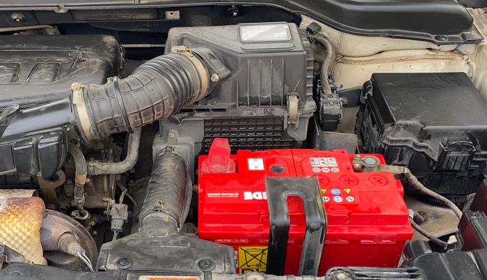 2020 Mahindra XUV300 W8 1.2 PETROL, Petrol, Manual, 81,812 km, Engine View - Left