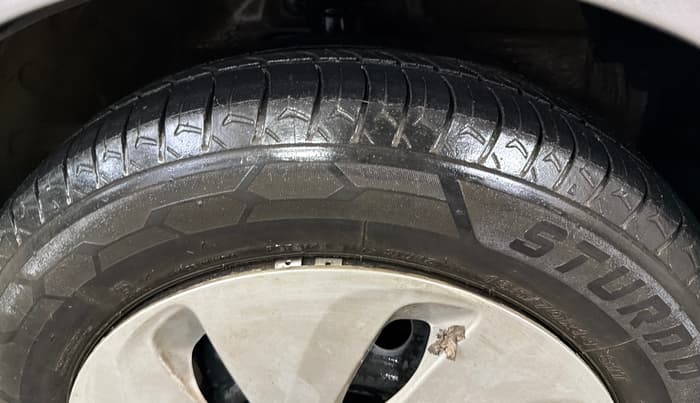 2019 Maruti Celerio VXI (O) CNG, CNG, Manual, 79,608 km, Right Front Tyre Tread