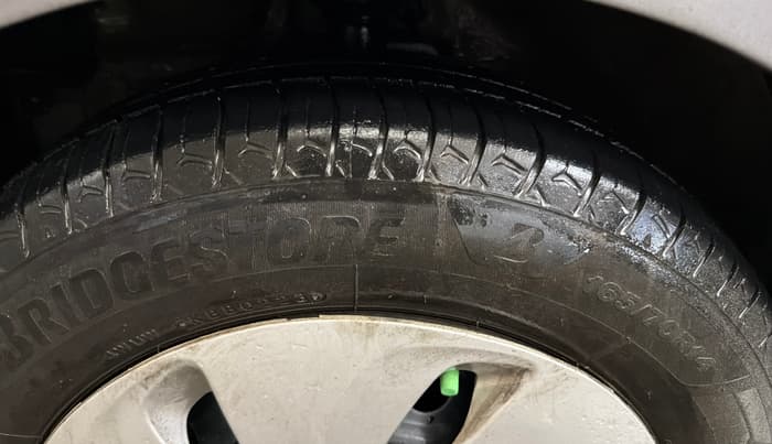 2019 Maruti Celerio VXI (O) CNG, CNG, Manual, 79,608 km, Left Front Tyre Tread