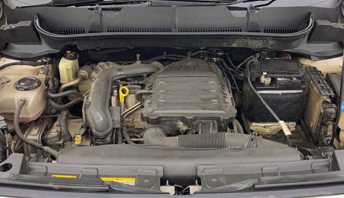 2022 Volkswagen TAIGUN TOPLINE 1.0 TSI MT, Petrol, Manual, 54,233 km, Engine View