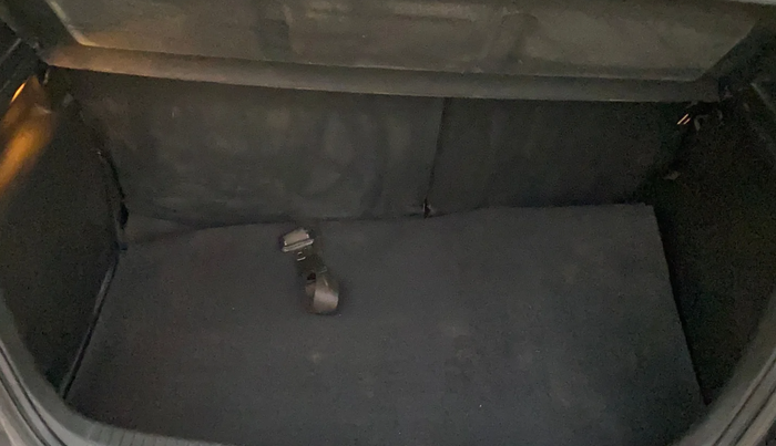 2013 Hyundai i20 SPORTZ 1.2, Petrol, Manual, 91,706 km, Boot Inside