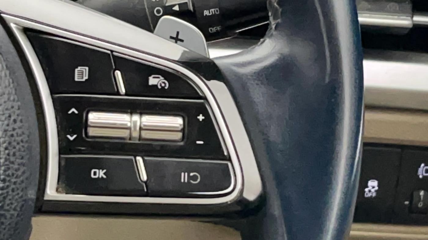 2022 KIA CARENS LUXURY PLUS 1.4 PETROL DCT 7 STR, Petrol, Automatic, 63,105 km, Adaptive Cruise Control
