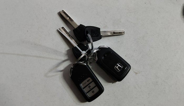 2019 Honda Amaze 1.2L I-VTEC VX, Petrol, Manual, 7,149 km, Key Close Up