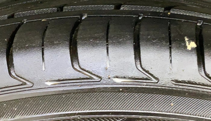 2017 Maruti S Cross ZETA 1.3, Diesel, Manual, 68,717 km, Left Rear Tyre Tread