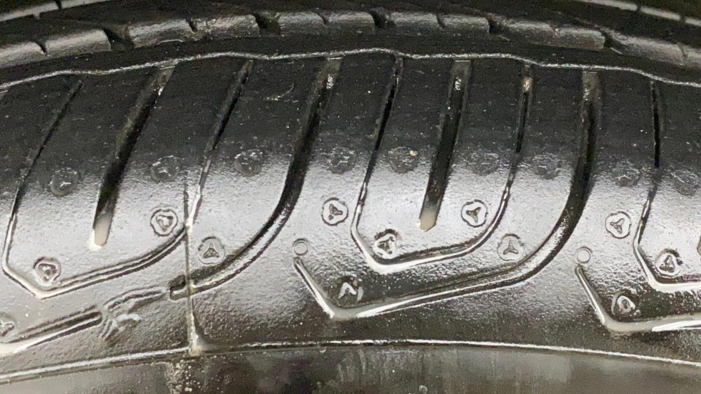 2020 Toyota YARIS G MT, Petrol, Manual, 48,693 km, Right Front Tyre Tread