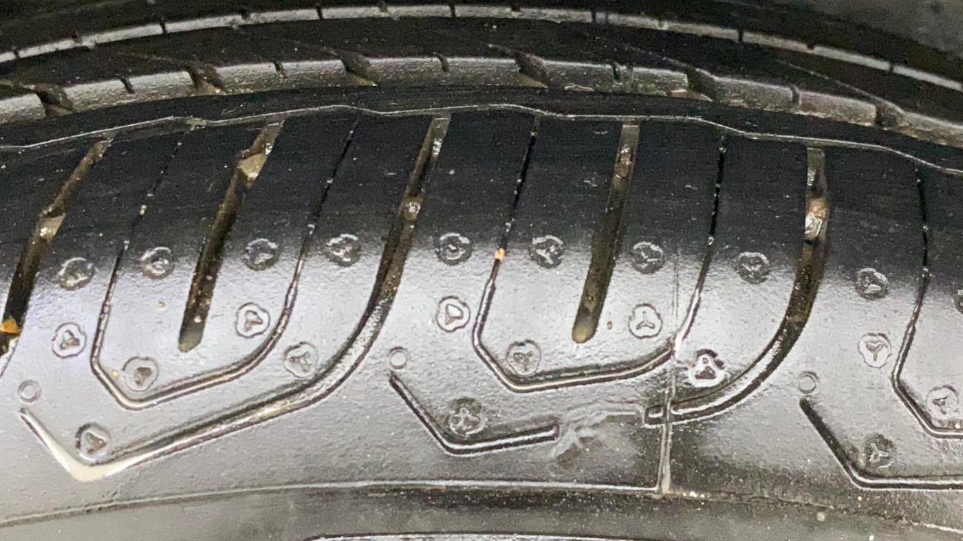 2020 Toyota YARIS G MT, Petrol, Manual, 48,693 km, Right Rear Tyre Tread