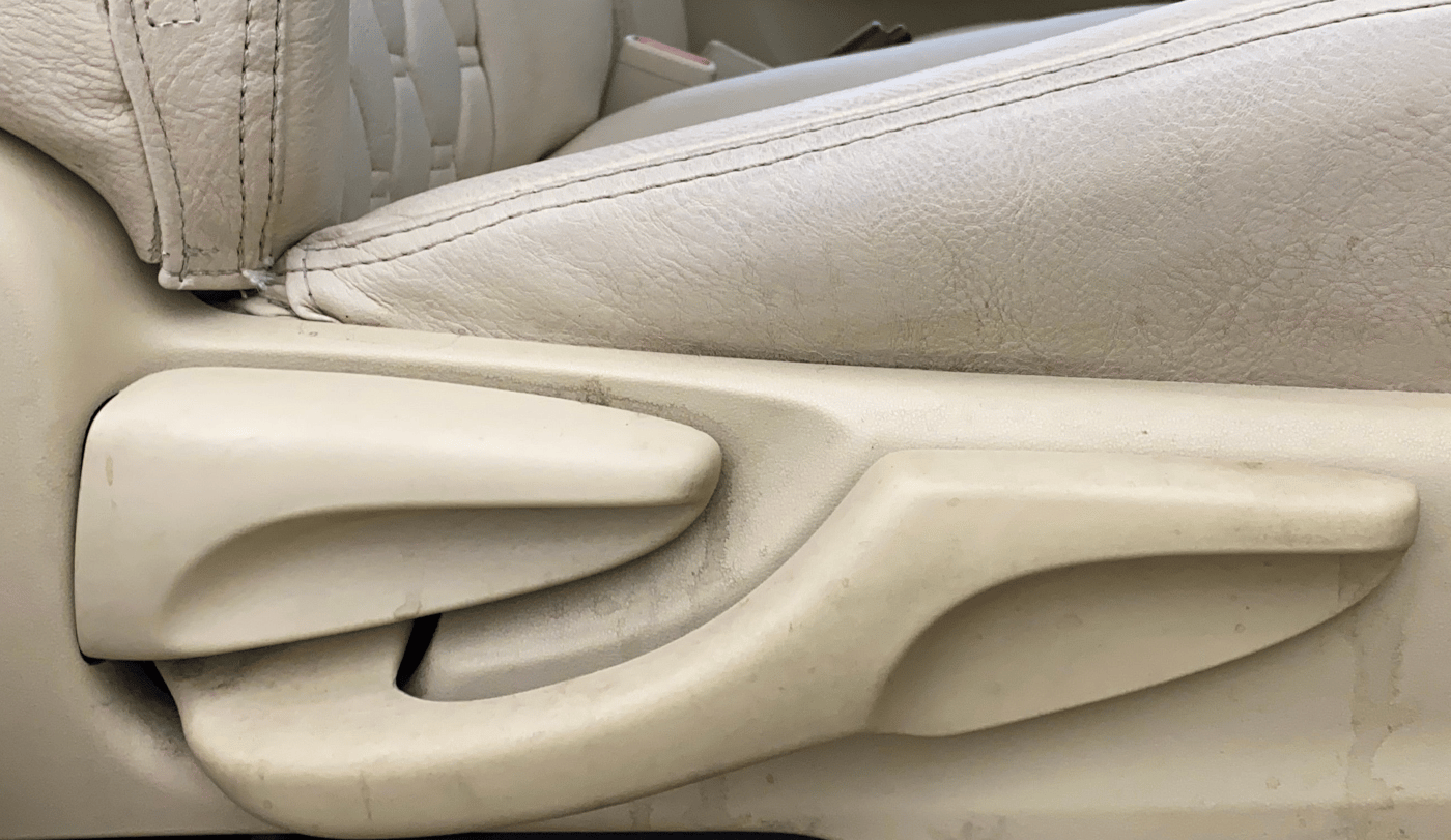 2020 Toyota YARIS G MT, Petrol, Manual, 48,693 km, Driver Side Adjustment Panel