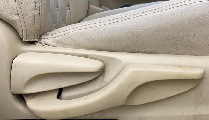 2020 Toyota YARIS G MT, Petrol, Manual, 48,693 km, Driver Side Adjustment Panel