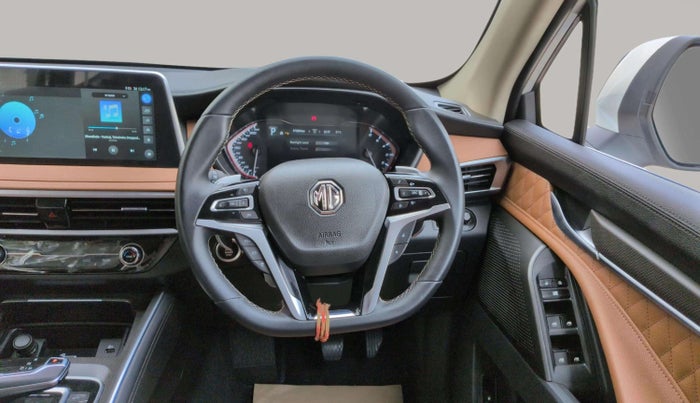 2024 MG GLOSTER SAVVY 2.0 TURBO 7 STR 2WD, Diesel, Automatic, 17,351 km, Steering Wheel Close Up