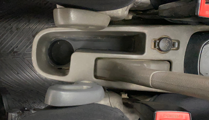 2012 Hyundai i10 MAGNA 1.2, CNG, Manual, 93,204 km, Driver Side Adjustment Panel