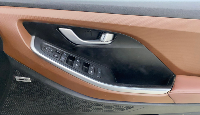 2021 Hyundai ALCAZAR 1.5 SIGNATURE MT 6STR, Diesel, Manual, 46,736 km, Driver Side Door Panels Control