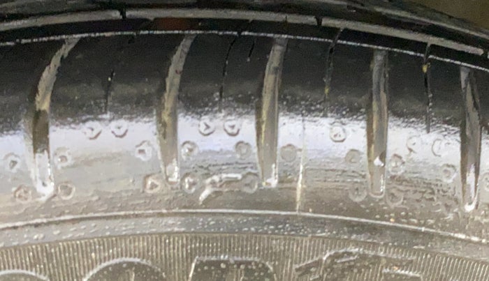 2021 Hyundai ALCAZAR 1.5 SIGNATURE MT 6STR, Diesel, Manual, 46,736 km, Left Front Tyre Tread