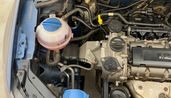 2016 Volkswagen Ameo HIGHLINE1.2L, Petrol, Manual, 78,203 km, Engine View - Right