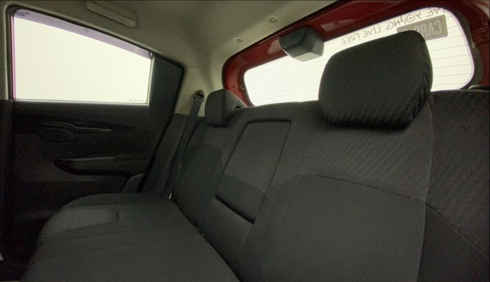 2018 Mahindra KUV 100 NXT K8 P 6 STR, Petrol, Manual, 33,091 km, Right Side Rear Door Cabin