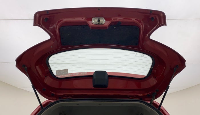 2018 Mahindra KUV 100 NXT K8 P 6 STR, Petrol, Manual, 33,091 km, Boot Door Open