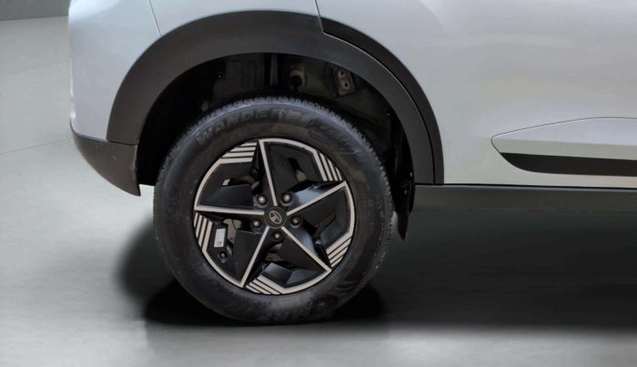 2024 Tata NEXON EV EMPOWERED LONG RANGE, Electric, Automatic, 29,329 km, Right Rear Wheel