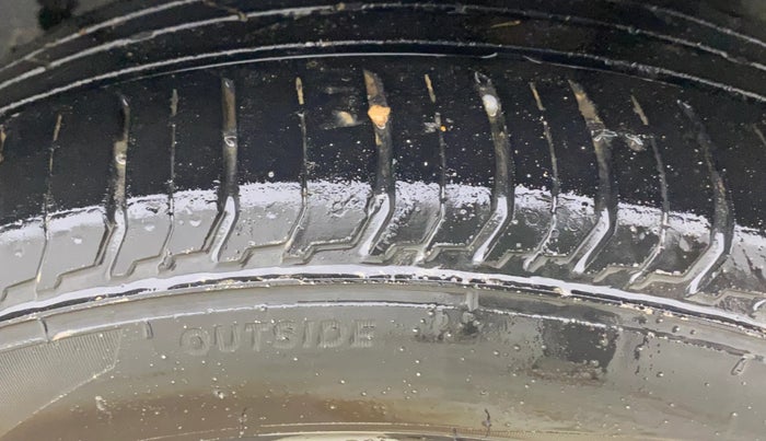 2022 Skoda SLAVIA STYLE 1.5L TSI DSG, Petrol, Automatic, 50,311 km, Left Rear Tyre Tread