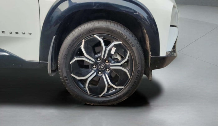 2024 Tata Curvv Accomplished S 1.2 Petrol 7DCA, Petrol, Automatic, 3,578 km, Right Front Wheel