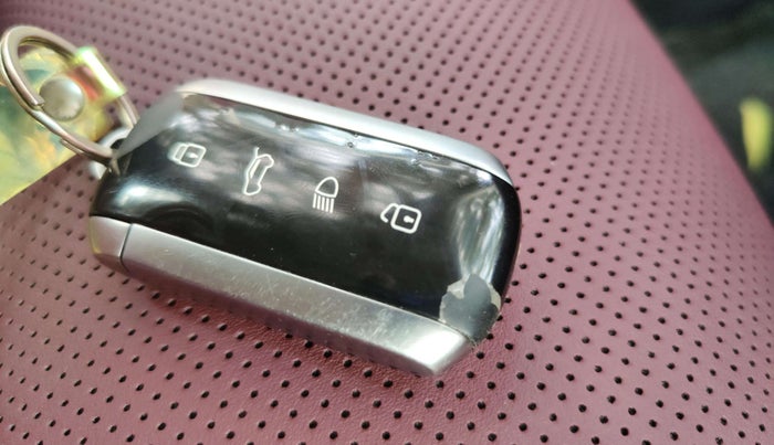 2024 Tata Curvv Accomplished S 1.2 Petrol 7DCA, Petrol, Automatic, 3,578 km, Key Close Up