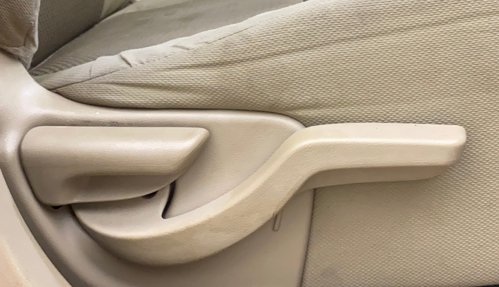 2013 Honda Brio VX AT, Petrol, Automatic, 42,867 km, Driver Side Adjustment Panel