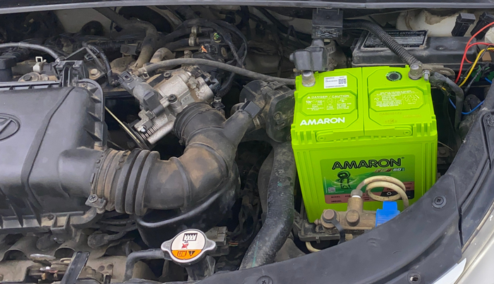 2015 Hyundai i10 MAGNA 1.1, CNG, Manual, 1,23,243 km, Engine View - Left