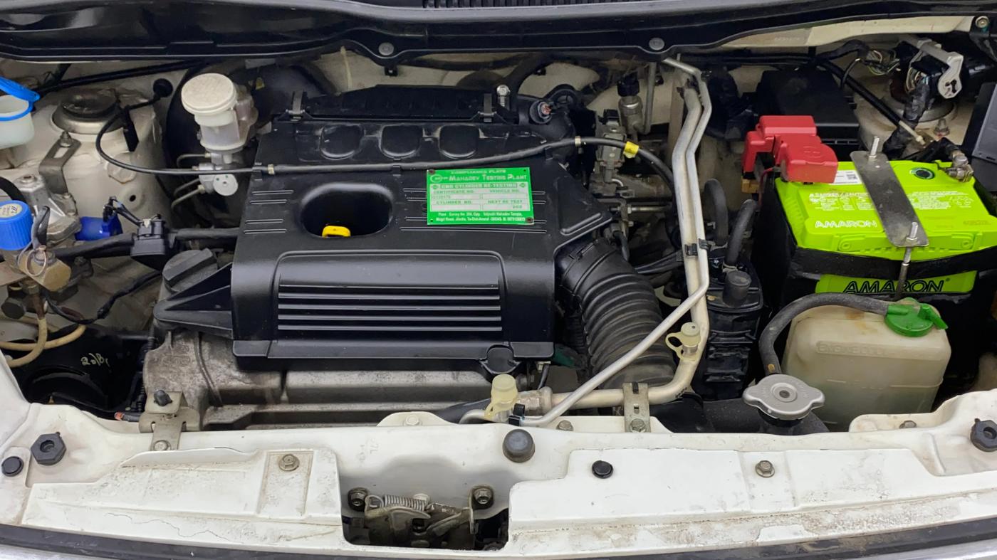 2018 Maruti Wagon R 1.0 VXI, CNG, Manual, 79,934 km, Engine View