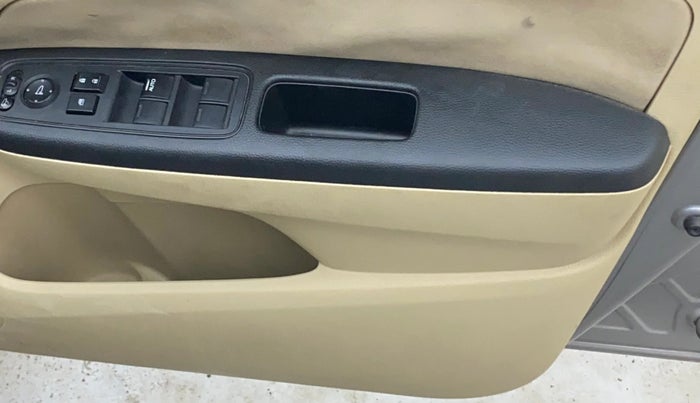 2018 Honda Amaze 1.2L I-VTEC V CVT, Petrol, Automatic, 65,434 km, Driver Side Door Panels Control