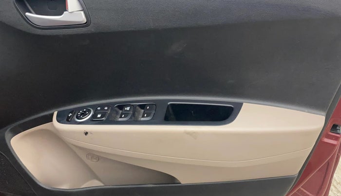 2016 Hyundai Grand i10 SPORTZ 1.2 KAPPA VTVT, Petrol, Manual, 28,348 km, Driver Side Door Panels Control