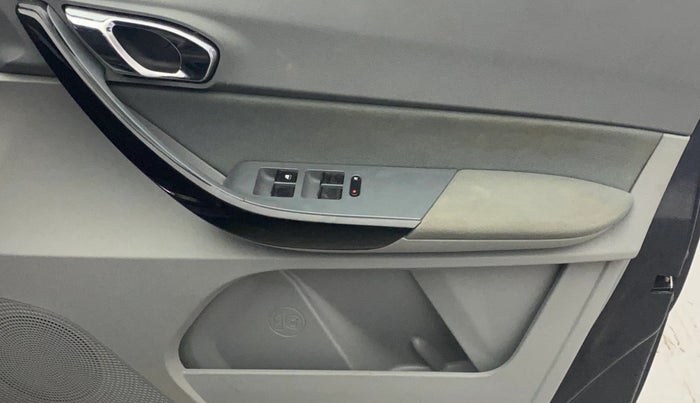 2020 Tata TIGOR XZA PLUS PETROL, Petrol, Automatic, 35,465 km, Driver Side Door Panels Control