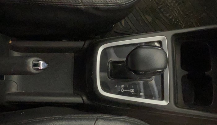 2019 Maruti Swift ZXI AMT, Petrol, Automatic, 69,708 km, Gear Lever