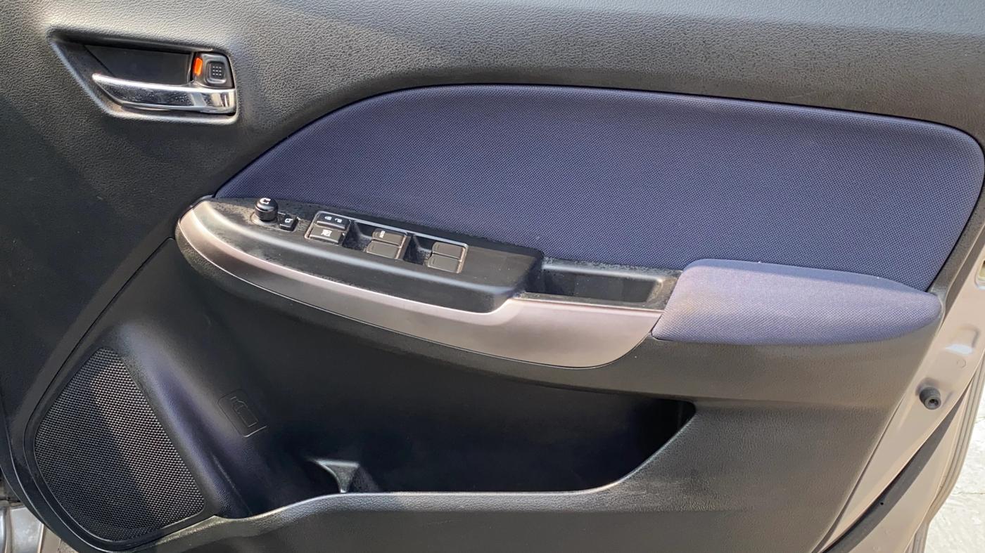 2019 Maruti Baleno ZETA PETROL 1.2, Petrol, Manual, 50,338 km, Driver Side Door Panels Control