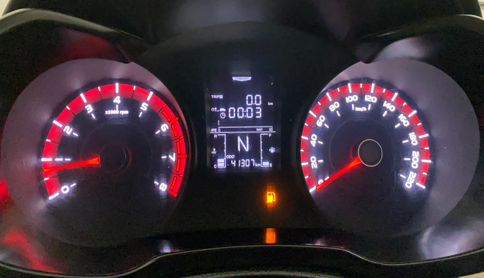 2022 Mahindra XUV300 W6 1.2 PETROL, Petrol, Manual, 41,291 km, Odometer Image