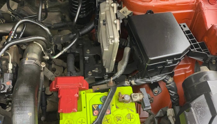 2017 Maruti Vitara Brezza ZDI, Diesel, Manual, 1,39,659 km, Engine View - Left