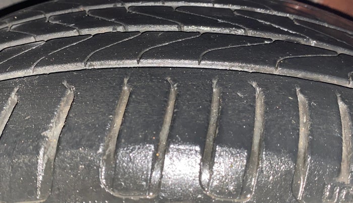 2021 MG ASTOR SHARP 1.5 MT, Petrol, Manual, 51,103 km, Left Front Tyre Tread