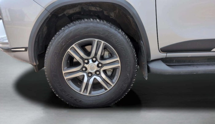 2024 Toyota Fortuner 4X2 MT 2.8 DIESEL, Diesel, Manual, 16,861 km, Left Front Wheel