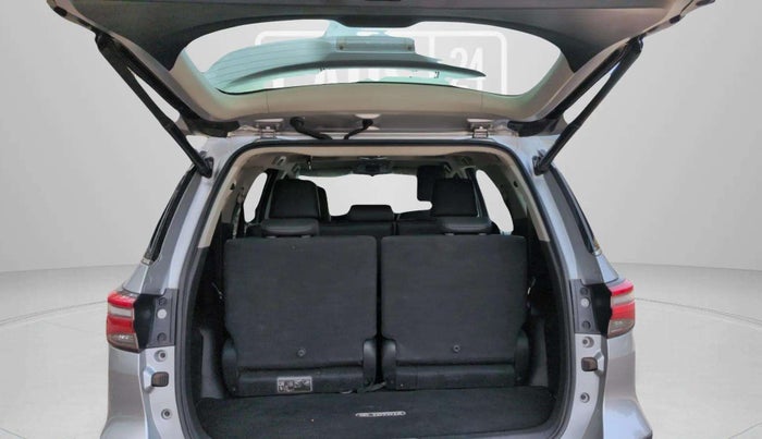 2024 Toyota Fortuner 4X2 MT 2.8 DIESEL, Diesel, Manual, 16,861 km, Boot Inside