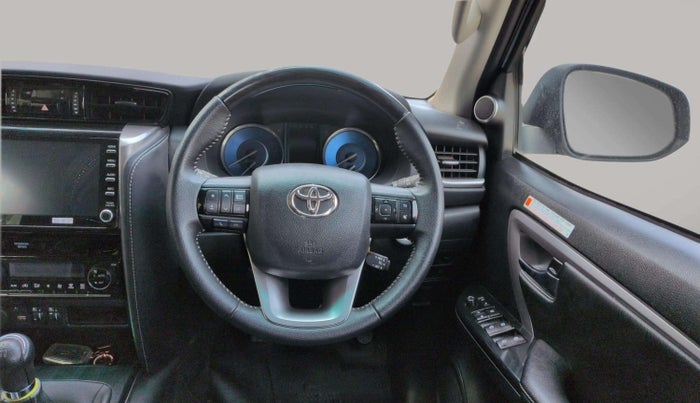 2024 Toyota Fortuner 4X2 MT 2.8 DIESEL, Diesel, Manual, 16,861 km, Steering Wheel Close Up