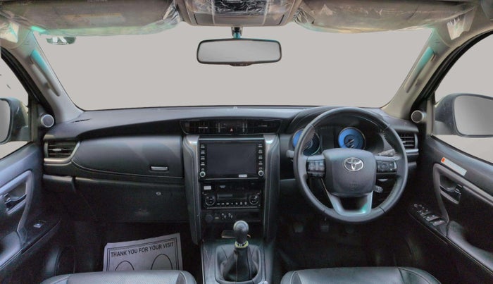 2024 Toyota Fortuner 4X2 MT 2.8 DIESEL, Diesel, Manual, 16,861 km, Dashboard