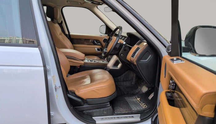 2020 Landrover Range Rover VOGUE SE 3.0 DIESEL LWB, Diesel, Automatic, 61,758 km, Right Side Front Door Cabin