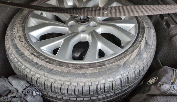 2020 Landrover Range Rover VOGUE SE 3.0 DIESEL LWB, Diesel, Automatic, 61,758 km, Spare Tyre