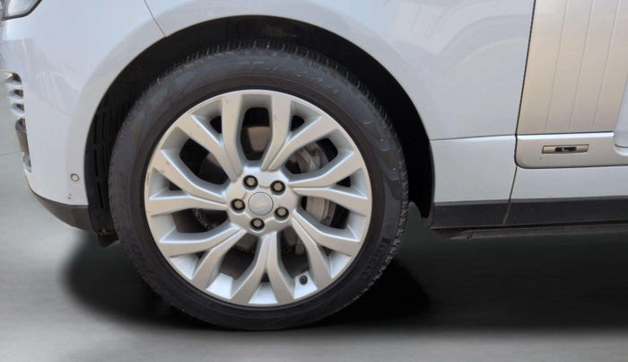 2020 Landrover Range Rover VOGUE SE 3.0 DIESEL LWB, Diesel, Automatic, 61,758 km, Left Front Wheel