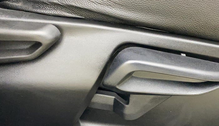 2021 Tata NEXON XZ PLUS (O) DIESEL, Diesel, Manual, 52,189 km, Driver Side Adjustment Panel