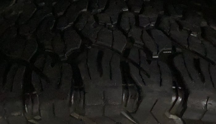 2016 Chevrolet Trailblazer LTZ AT, Diesel, Automatic, 95,632 km, Left Rear Tyre Tread